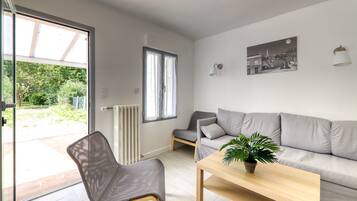 Télévision à écran plat