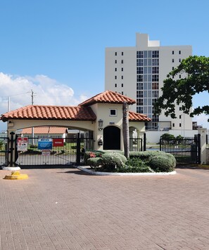 Front of property - Island GetAway Condo Portmore Jamaica (Portmore)