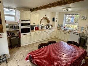 Fridge, microwave, oven, dishwasher - The Crib | East Ruston Cottages (Happisburgh)