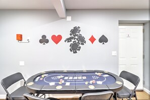 Spielezimmer