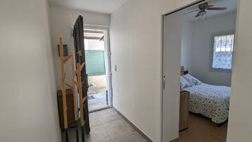 3 bedrooms, iron/ironing board, free WiFi