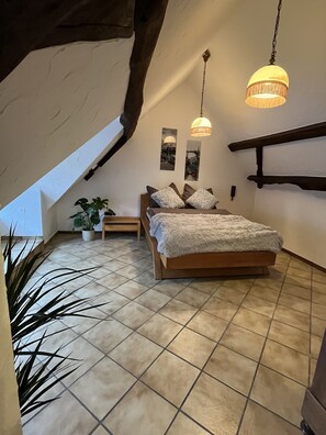 2 bedrooms, iron/ironing board, WiFi, bed sheets - Fachwerkhaus zum Hirsch in Mömbris (Mömbris)