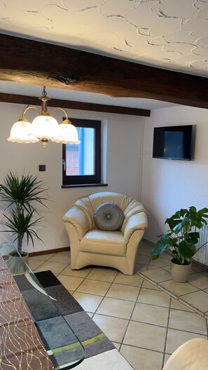 Smart TV - Fachwerkhaus zum Hirsch in Mömbris (Mömbris)