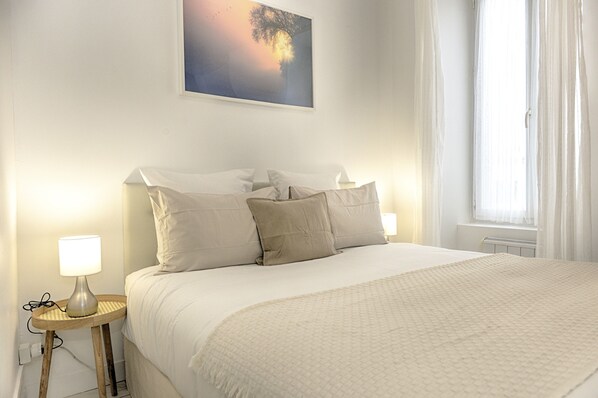 1 bedroom, iron/ironing board, free WiFi, bed sheets