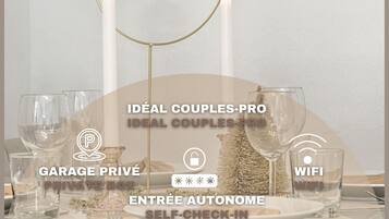 Ducha, toallas, jabón y champú