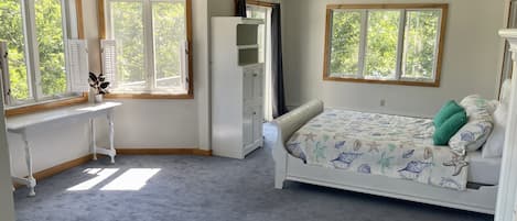 2 chambres, fer et planche à repasser, lit de bébé portatif, Wi-Fi