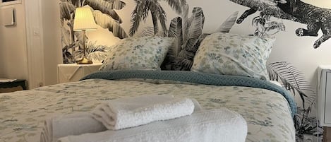 1 camera, ferro/asse da stiro, Wi-Fi gratuito, lenzuola