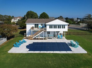 Exterior - Stunning Bayfront Home, Pool, 5 Bed/3 Ba, Pets ok & Golf Cart (Virginia Beach)