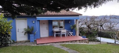 Remanso Azul Casa de Huéspedes con Increíbles Vistas, Piscina y Jardín