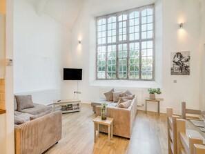 Living area - 4 bedroom accommodation in Puddletown (Puddletown)