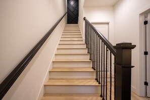 Interior - Blackstone (Nashville)