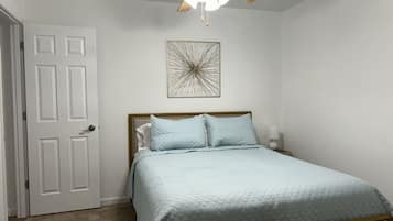 2 dormitorios, tabla de planchar con plancha, wifi y ropa de cama
