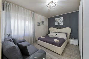 1 bedroom, iron/ironing board, internet