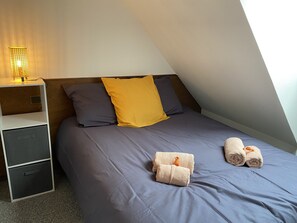 2 Schlafzimmer, Bügeleisen/Bügelbrett, Reisekinderbett, kostenloses WLAN