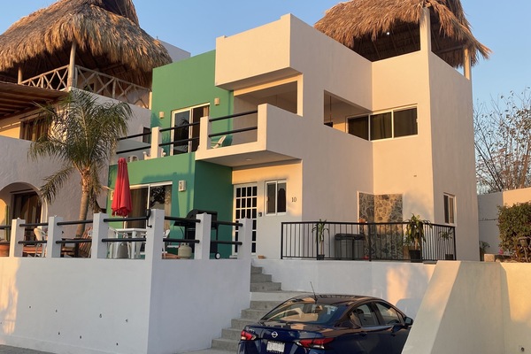 Casa Corazon- 3 bedroom, 2.5 bathroom Private Villa