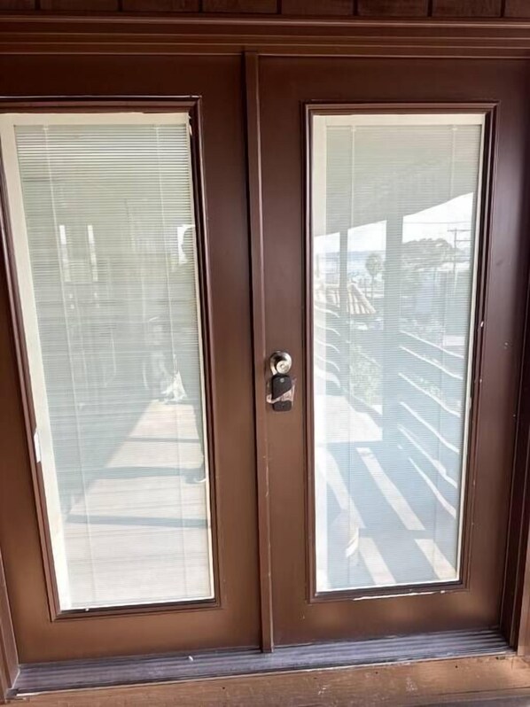 Exterior detail - Charming Guest House in SD (San Diego)