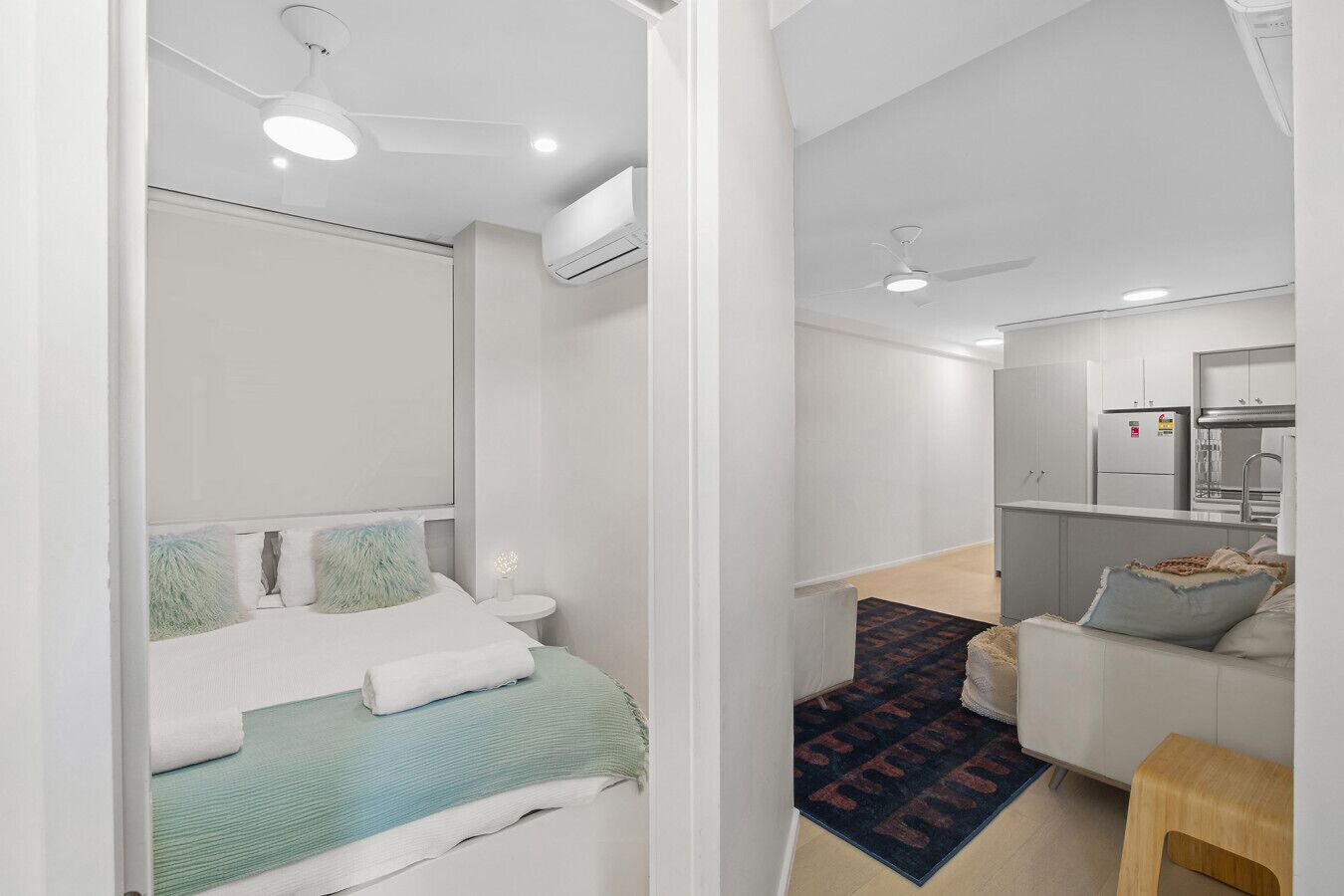2 habitaciones, escritorio, tabla de planchar con plancha y wifi 