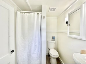 Shower, hair dryer - 2 BR Beachfront Home + Large Deck [Harbor Hideout] (Tremont)