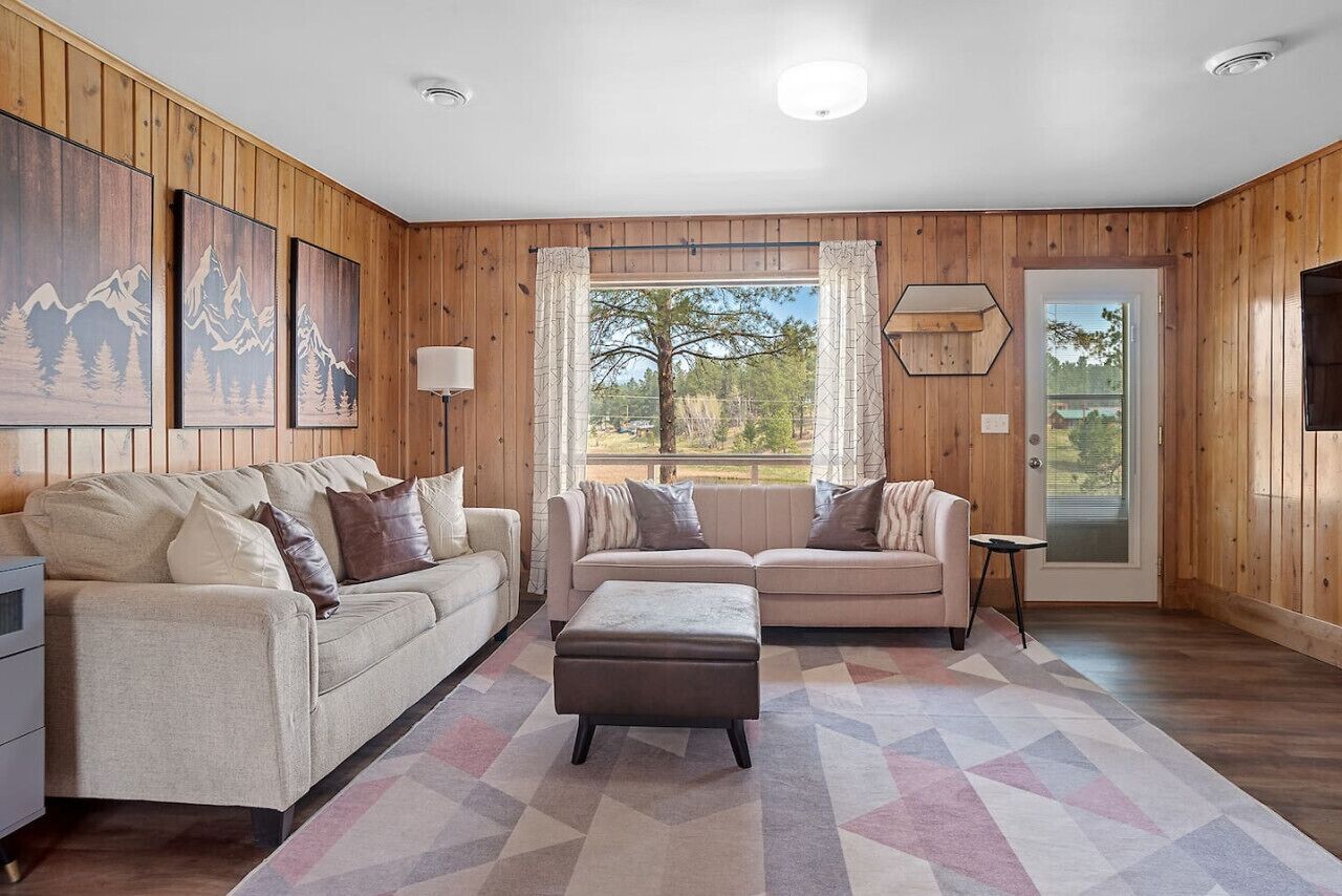 智能电视、桌上足球、乒乓球