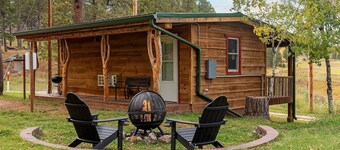 Mountain View Gem: Firepit + Sauna + Enjoy Wildlife