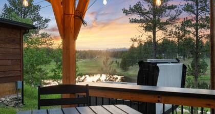 Hottub Hideaway: Firepit + Sauna + Views + Wildlife