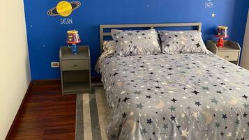 3 bedrooms, iron/ironing board, travel crib, WiFi