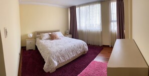 3 bedrooms, iron/ironing board, travel crib, WiFi