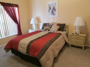 4 室のベッドルーム、アイロン / アイロン台、WiFi、ベッドシーツ