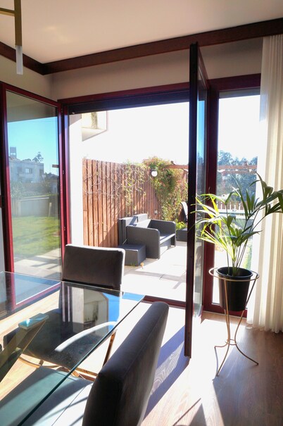 Sunny Spacious Condo w/ Private Garden+pool Fully Equipped and Surnished