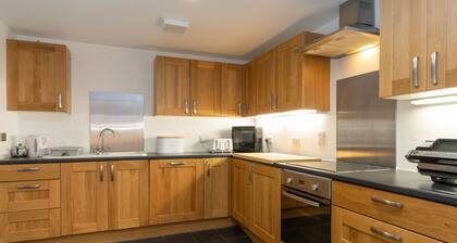 Muir Edge by Interhome