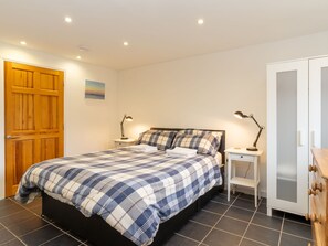 3 Schlafzimmer, Bügeleisen/Bügelbrett, WLAN