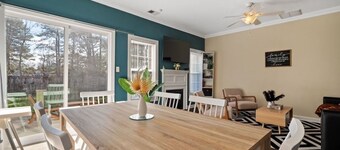 Spacious 3BR townhome. 1 mile to the Oceanfront & The Dome