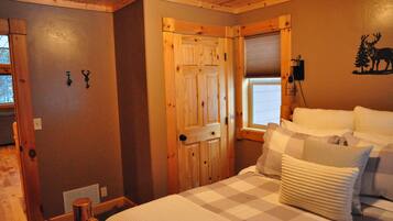 5 chambres, fer et planche à repasser, accès à Internet, literie fournie