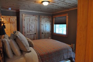 5 Schlafzimmer, Bügeleisen/Bügelbrett, Internetzugang, Bettwäsche