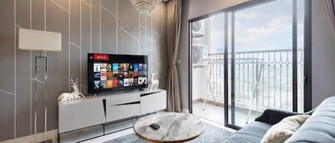Appartement Standard, 1 chambre, non-fumeur, vue sur le lac | 4 chambres, bureau, rideaux dâobscurcissement, systĂšme dâinsonorisation