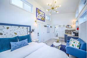 Fer et planche à repasser, Wi-Fi gratuit, draps fournis