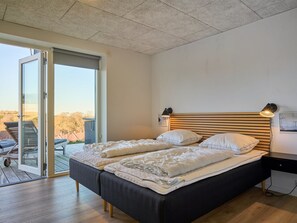4 bedrooms, WiFi
