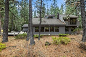 Exterior - Beautiful Golf Home in Black Butte Ranch Oregon (Sisters)