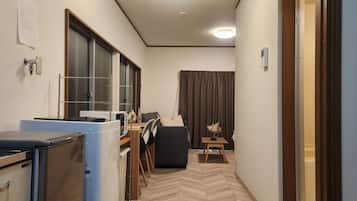 Basic Apartment | 1 bedroom, blackout drapes, free WiFi