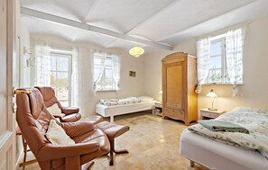 4 soverom, reiseseng for barn og wi-fi (inkludert)