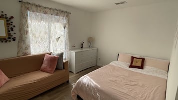 2 habitaciones y caja de seguridad en la habitación