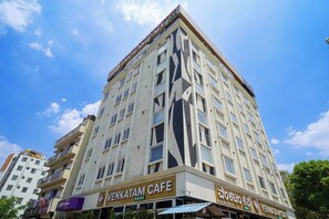 Front of property - Olive Hotel Hebbal by Embassy Group (Bengaluru)