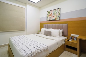 Basic Double Room | Egyptian cotton sheets, premium bedding, desk, free WiFi - Olive Hotel Hebbal by Embassy Group (Bengaluru)
