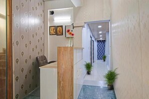 Reception - Yellow Cherry (Gurugram)