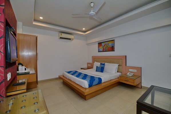 Deluxe Room | 1 bedroom, premium bedding, desk, blackout drapes - Yellow Cherry (Gurugram)