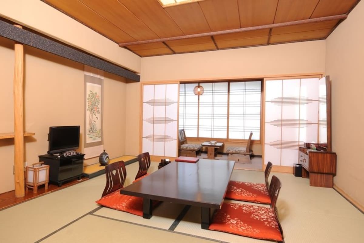Main Building Standard Japanese-style Room