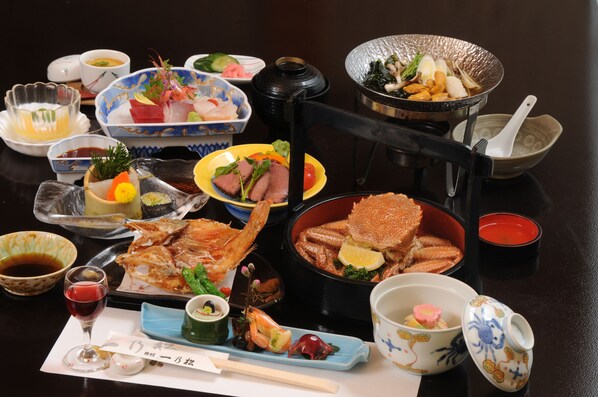 Room service - dining - Ryokan Ichinomatsu (Hakodate)