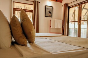 Deluxe-Zimmer, 1 Schlafzimmer, Nichtraucher, Seeblick | Hochwertige Bettwaren, Schreibtisch, laptopgeeigneter Arbeitsplatz