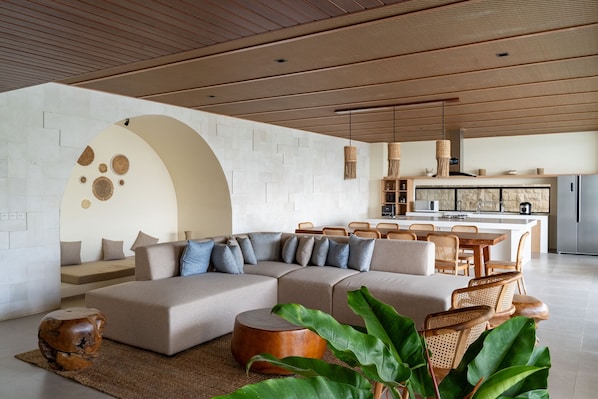 Villa | Living room | 42-inch Smart TV with cable channels - JadenHill CityView 8BR Villa Heated Pool+Movieroom (Cimenyan)