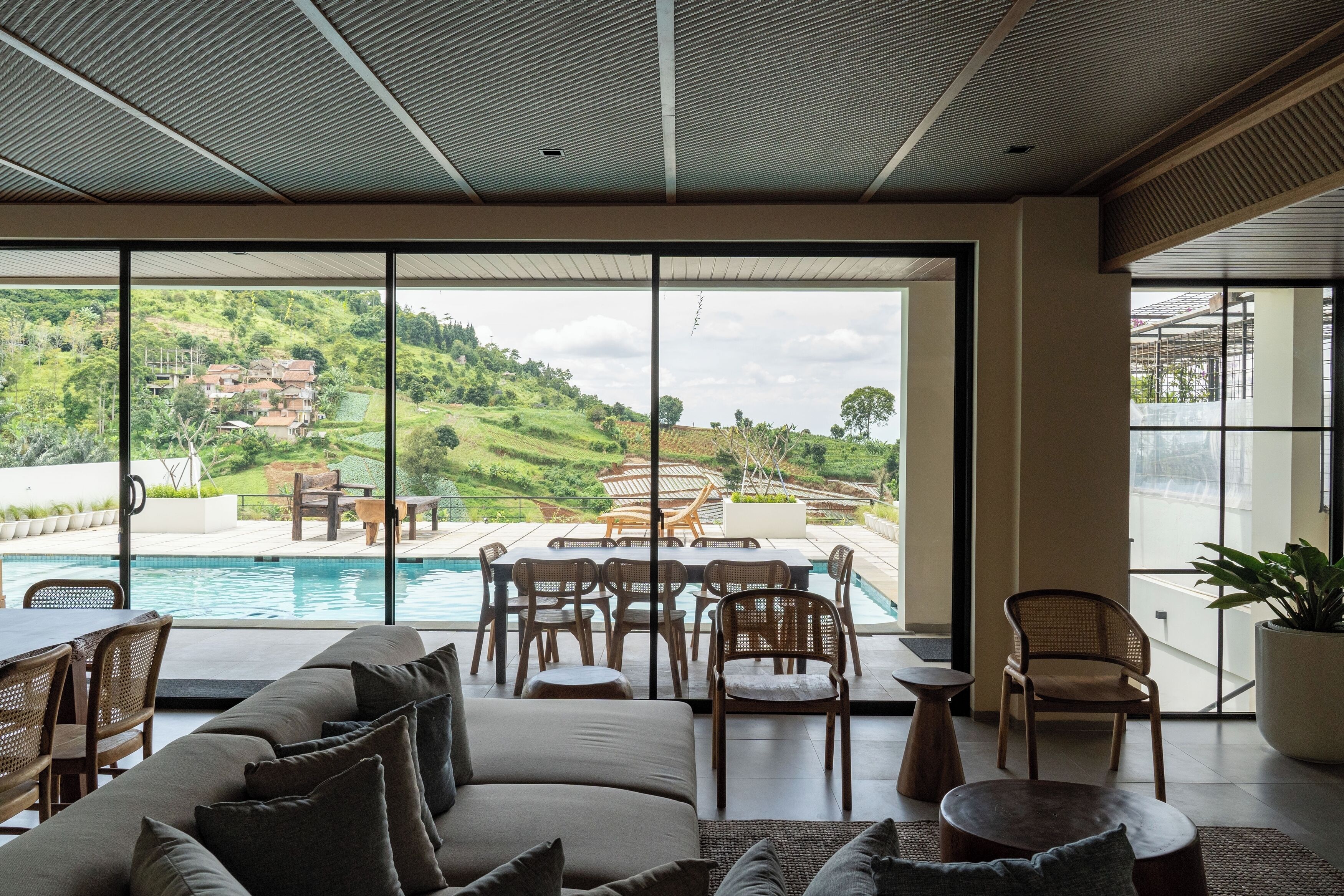 Villa | Living area | 42-inch Smart TV with cable channels